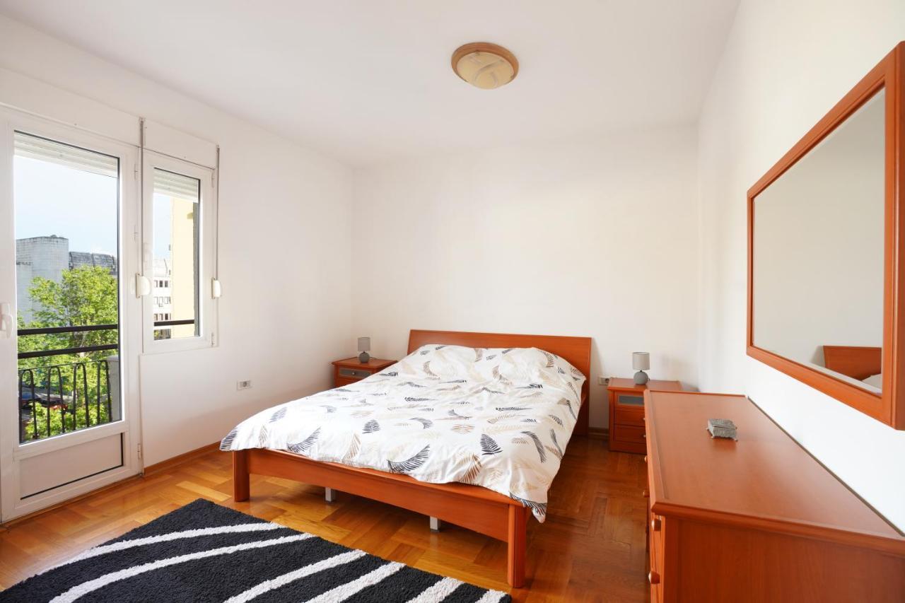 Apartment Gold พอดโกริกา ภายนอก รูปภาพ