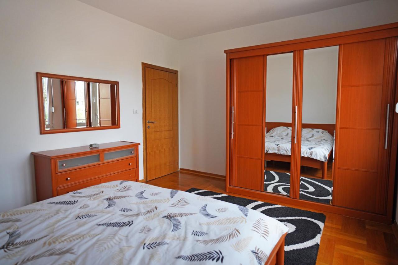 Apartment Gold พอดโกริกา ภายนอก รูปภาพ